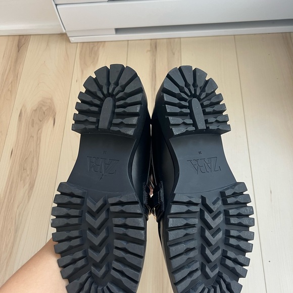 Zara Low Heel Lug Sole Loafers 7.5 - Picture 5 of 6